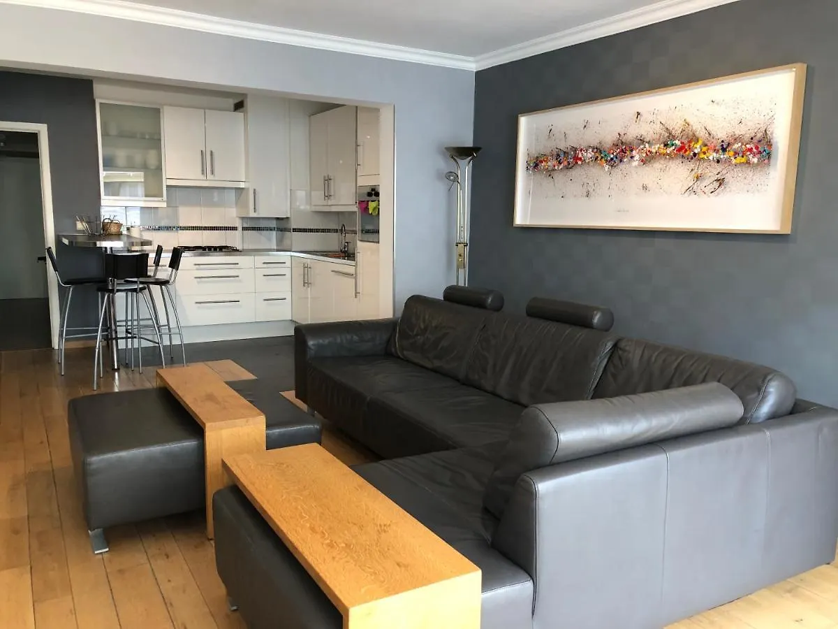Modern Apartment At 2 Steps From Beach Oostende België